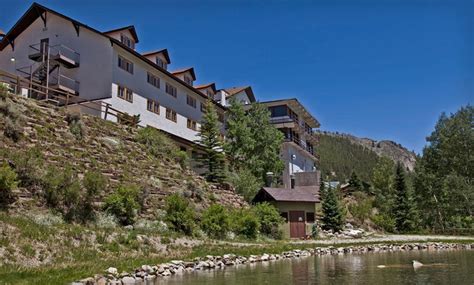 Monarch mountain lodge - Enjoy comfortable rooms, hot tubs, pool and free shuttle to the ski resort. Explore the outdoor attractions and charming towns near Monarch Mountain Lodge in Salida, Colorado.